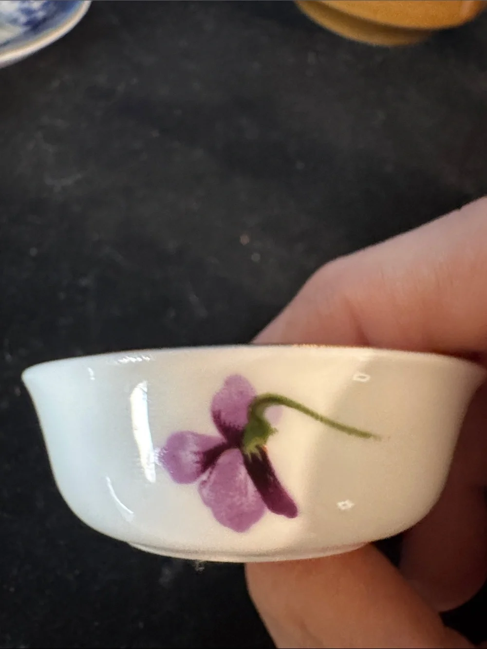 Hanmersley delicate white